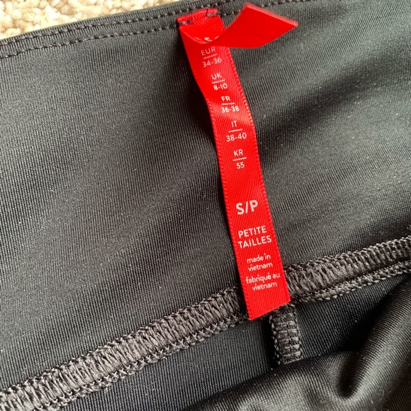 Spanx faux leather leggings - Picture 5 of 5